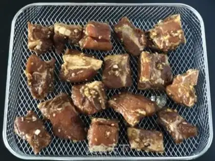 Make Garlic roasted ribs step 2