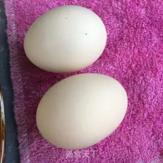 Make Autumn egg fried rice step 2