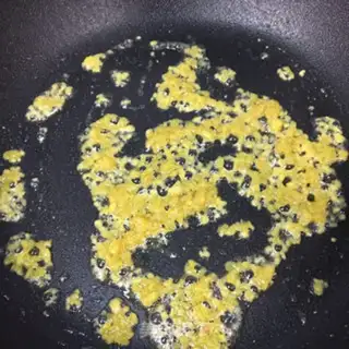 Make Garlic lettuce step 2