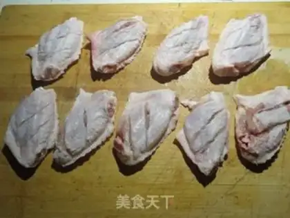 Make Dry pan, shrimp wings step 0