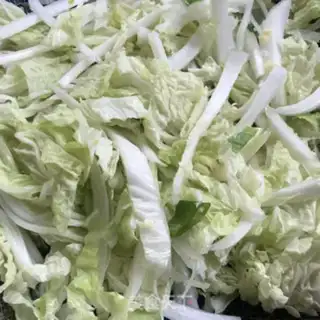 Make Garlic cabbage step 4