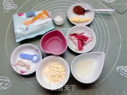 Make Taste cheese and ham and caterpillar bread step 0