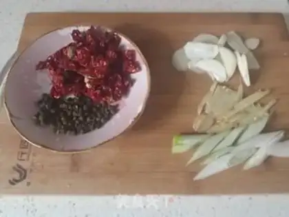 Make Dry pan, shrimp wings step 6
