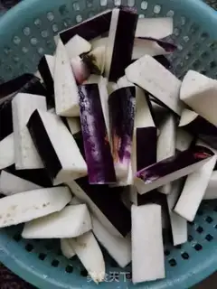 Make Bean petal eggplant step 1