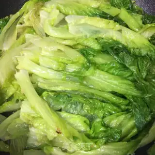 Make Garlic lettuce step 4