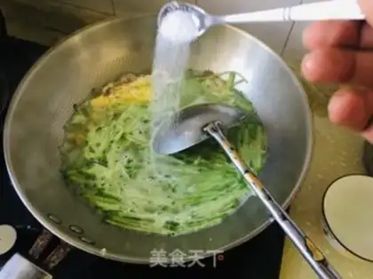 Make The omelet soup step 5