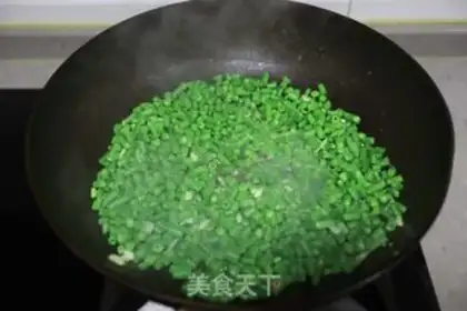Make Eggs, fried beans step 5