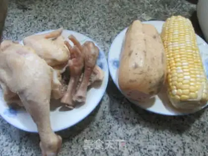 Make Corn Lotus chicken soup step 0