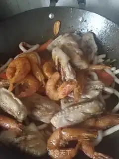 Make Dry pan, shrimp wings step 21