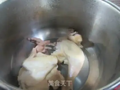 Make Corn Lotus chicken soup step 3