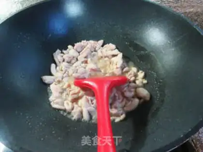 Make Potato pepper chicken leg and fried lily step 8