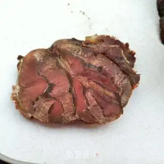 Make The raw beef sandwich step 2