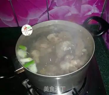 Make Rop and lamb soup step 3