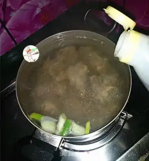 Make Rop and lamb soup step 4