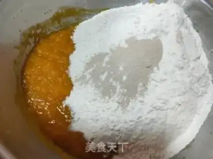 Make Pumpkin rolls step 3