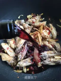 Make A fragrance with chicken wings step 6