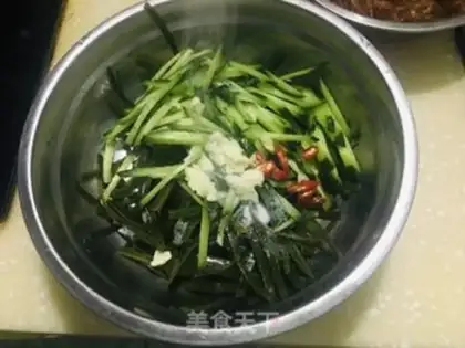 Make Ribbon cucumber step 2