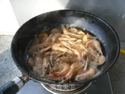 Make Shrimp burning in yellow step 8
