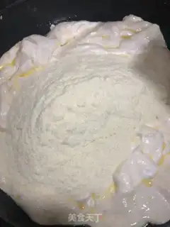 Make Cow Rolling Sugar step 3