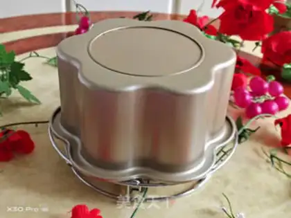 Make Flower-style twilight cake step 6