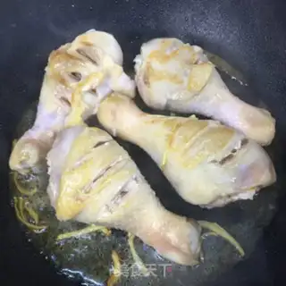 Make Chicken leg with sauce step 3