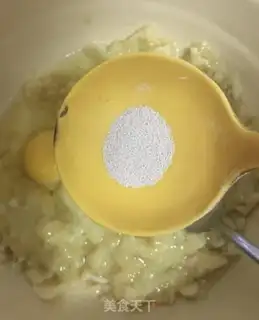 Make Banana walnut cake step 3