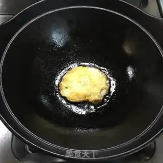 Make Omelon radish soup step 0