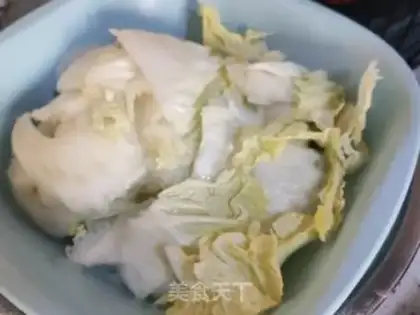 Make Shrimp cabbage step 1