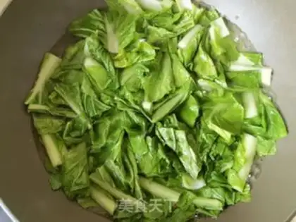 Make Shrimp-skinned cabbage step 2