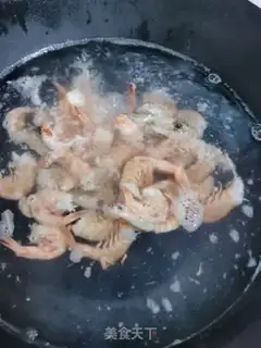 Make Jell-O fish step 3