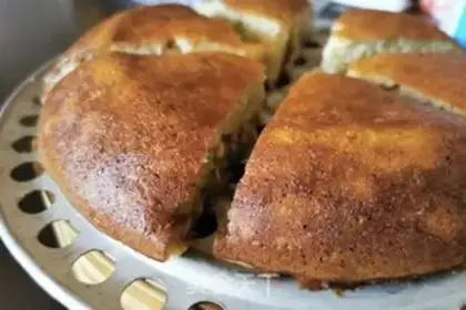 Make Banana walnut cake step 11