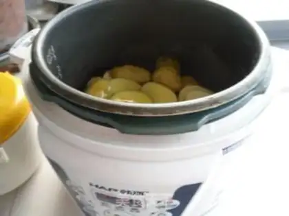 Make Cheese egg sour mashed potatoes step 2