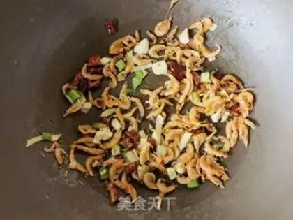 Make Shrimp-skinned cabbage step 7