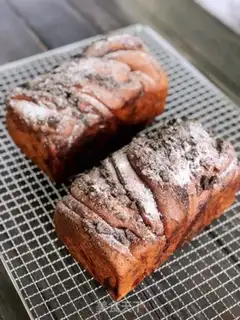 Make Snow Mountain Chocolate toast step 10