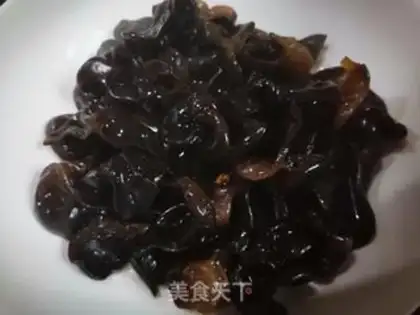 Make Molybdenum pepper steamed pheasant step 5