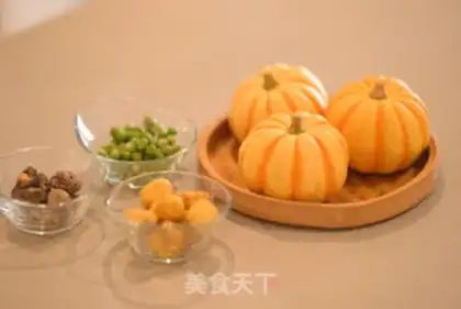 Make Pumpkin chestnut mushroom rice step 0