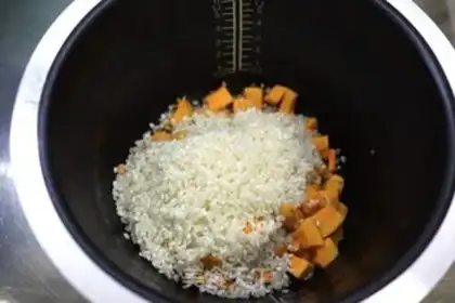 Make Pumpkin rice step 4