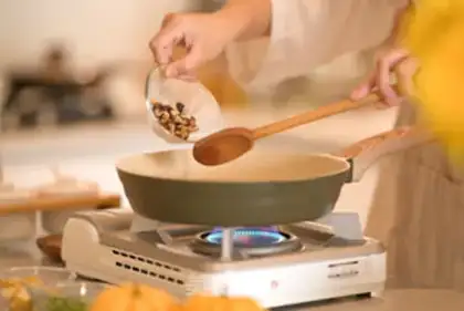 Make Pumpkin chestnut mushroom rice step 5