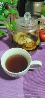 Make Apple date black ginger tea step 3