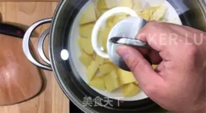 Make Tasty potato cookies step 1