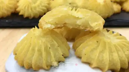 Make Tasty potato cookies step 12