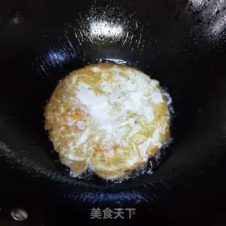 Make Tomato eggs and tofu step 3