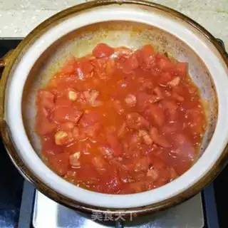 Make Tomato eggs and tofu step 4