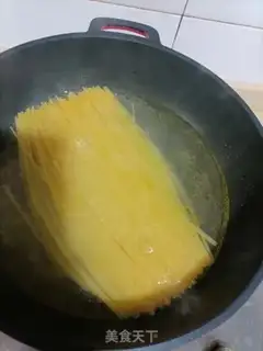 Make Hot turkey. Noodles step 0