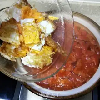 Make Tomato eggs and tofu step 6