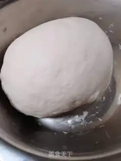 Make Sugar and red bean rolls step 2