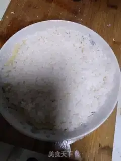 Make Meat and rice rolls step 3
