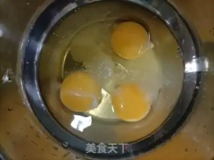 Make Banana omelet step 1