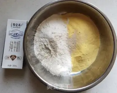 Make Milky corn noodles step 2