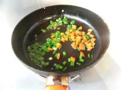 Make Eggs and peas step 4